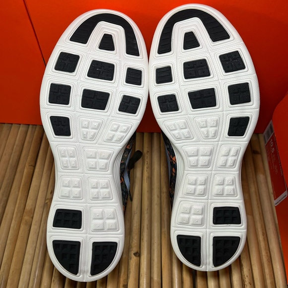 NIKE LUNARTEMPO 2 PRINT, M10.5 - Picture 8 of 12